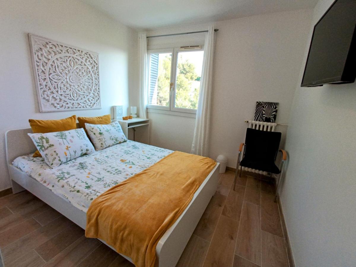 Private Room In Renovated Apartment - Tram 1 Min Walk 尼斯 外观 照片