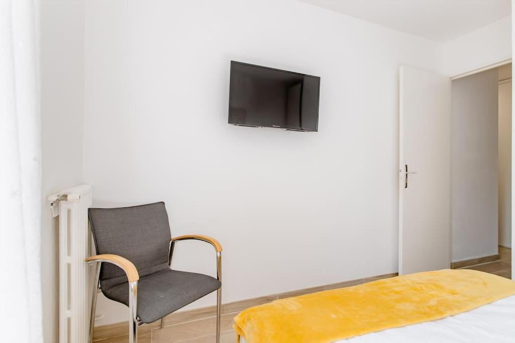 Private Room In Renovated Apartment - Tram 1 Min Walk 尼斯 外观 照片