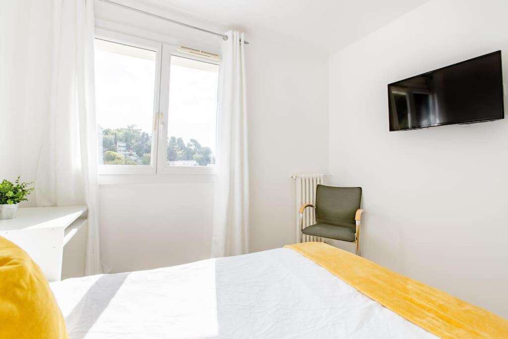 Private Room In Renovated Apartment - Tram 1 Min Walk 尼斯 外观 照片