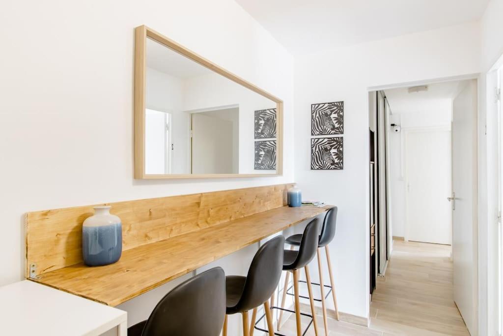 Private Room In Renovated Apartment - Tram 1 Min Walk 尼斯 外观 照片