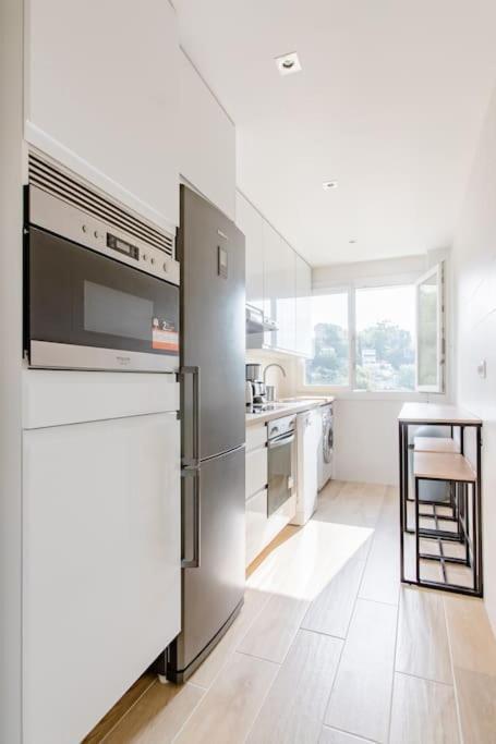 Private Room In Renovated Apartment - Tram 1 Min Walk 尼斯 外观 照片